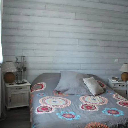 Jolie Dans Quartier Calme * Eysines