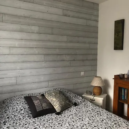 Jolie Dans Quartier Calme Privatunterkunft *