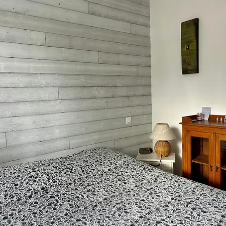 Jolie Dans Quartier Calme Privatunterkunft *