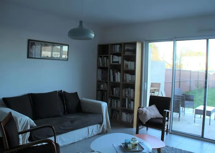 Jolie Dans Quartier Calme Privatunterkunft Eysines