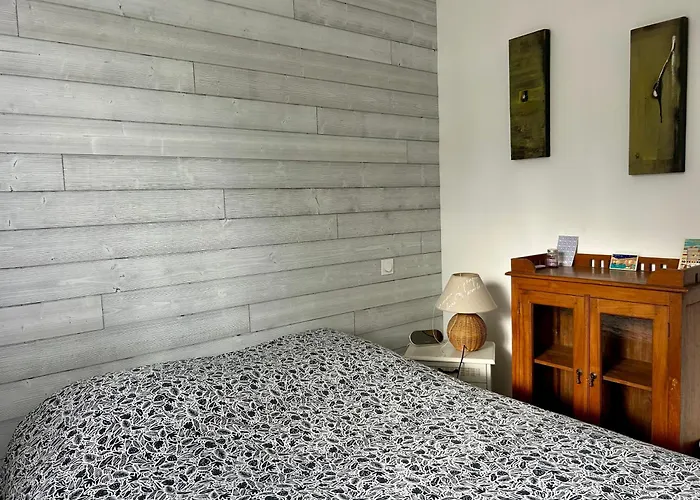 Jolie Dans Quartier Calme Privatunterkunft *